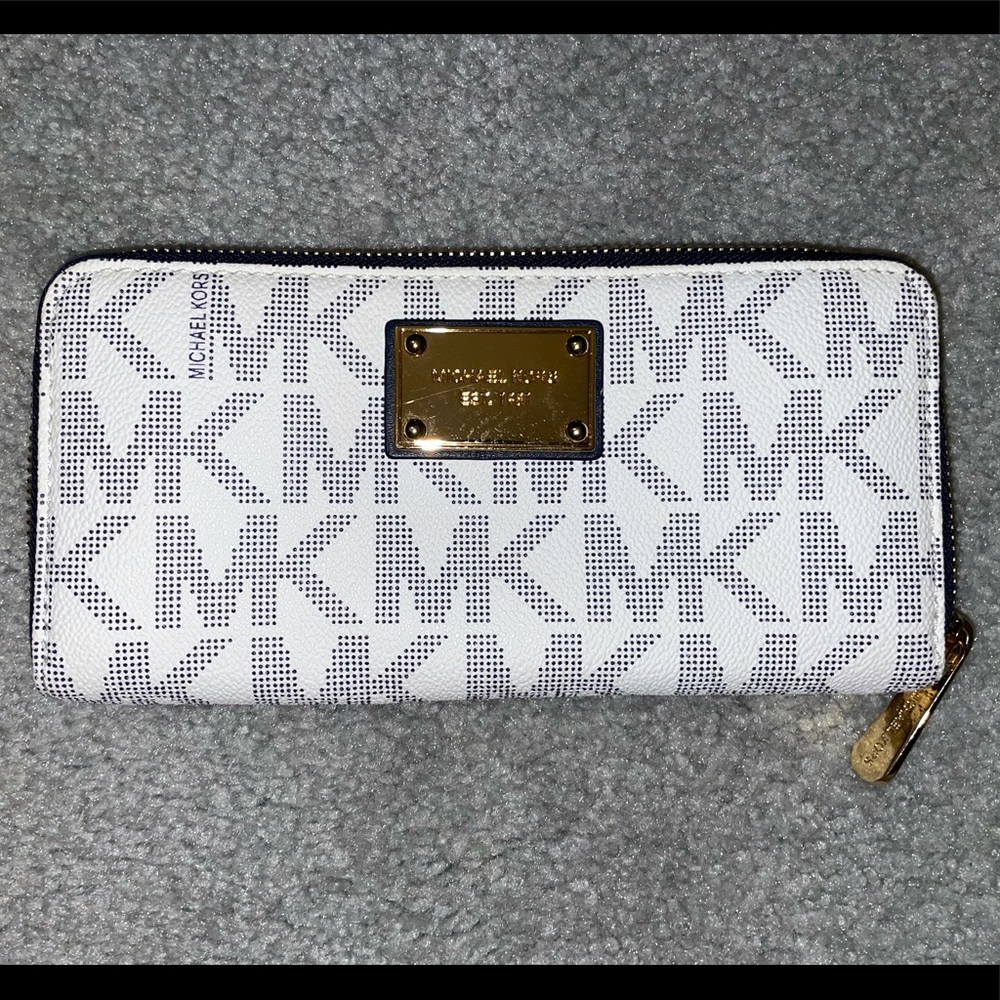 Michael Kors Jet Set Continental Logo Wallet, Navy/White